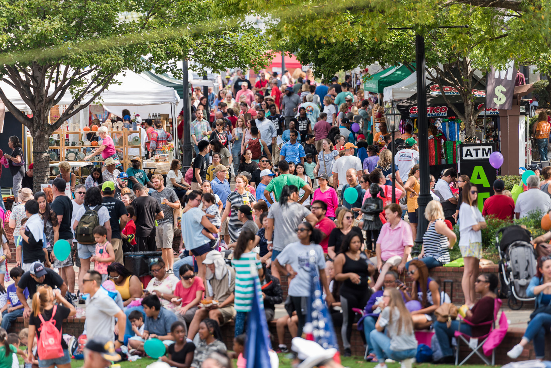 Duluth’s 36th annual Fall Festival boasts large crowds, though retains small-town feel